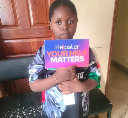 Tania V., 6 — Kenya